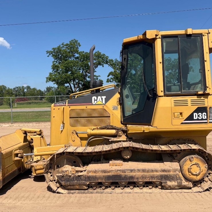 2004 CATERPILLAR D3G XL