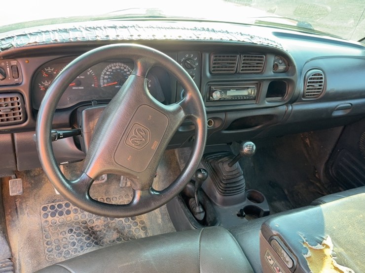 2001-dodge-ram-2500-image-18