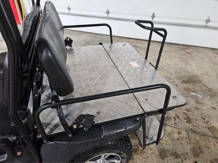 #372-•-big-horn-200df-special-edition-utility-cart-image-13