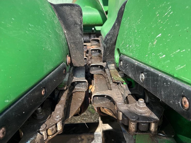 2012-john-deere-608c-image-8