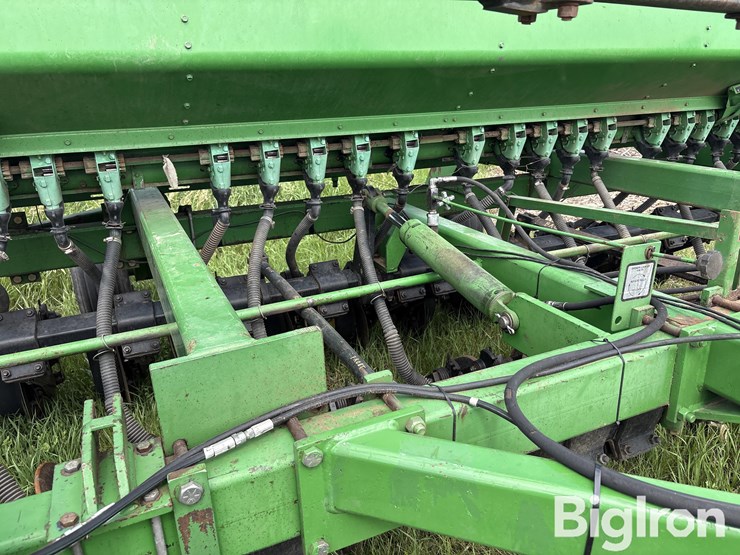 john-deere-750-image-14