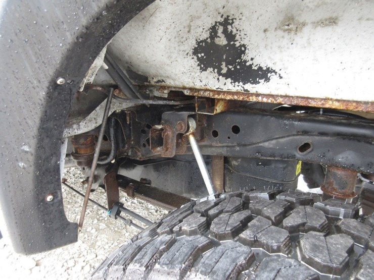 2011-ford-f150-image-12