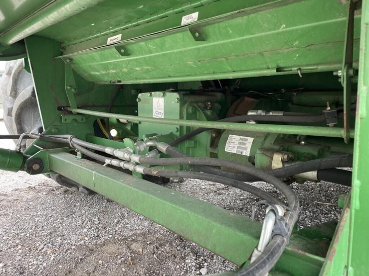 2010-john-deere-9670-sts-image-23