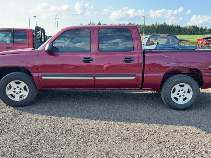 2005-chevrolet-1500-image-12