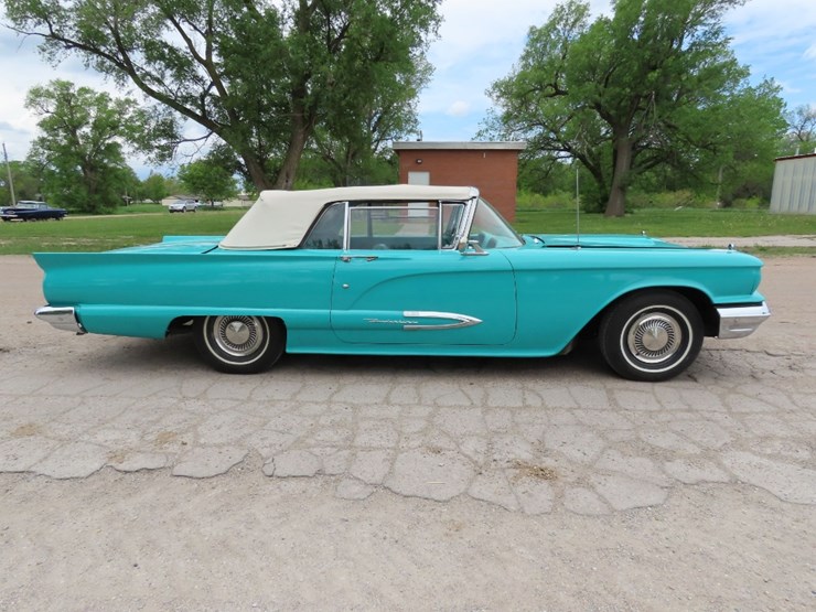 1959-ford-thunderbird-convertible-image-5