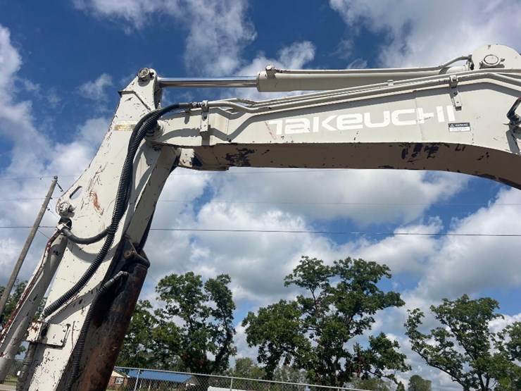 2004-takeuchi-tb175-image-12