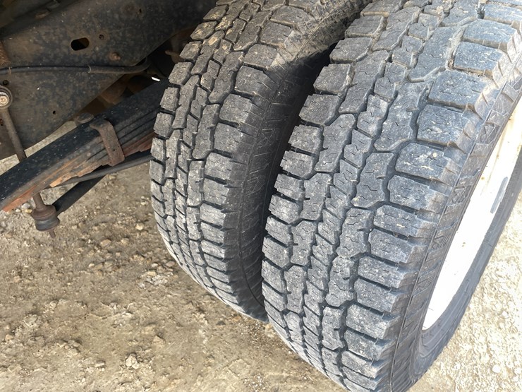 2018-ford-e450-image-25
