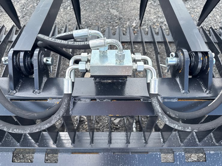 #2018-•-unused-jct-84"-skid-steer-rock-grapple-bucketinv#:-31715-image-8