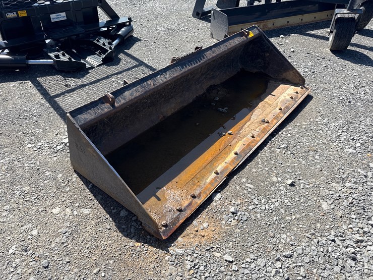 #2046-•-7’-skid-steer-smooth-blade-bucket-x019905inv#:-23790-image-3