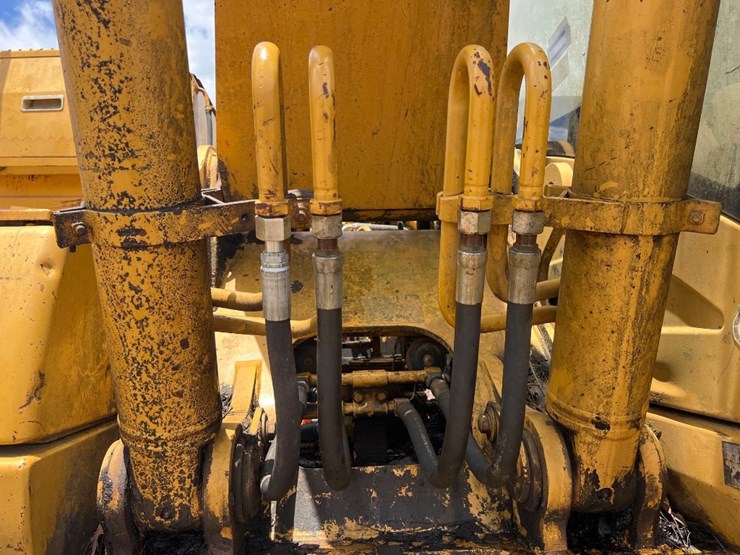 2006-caterpillar-320cl-image-13