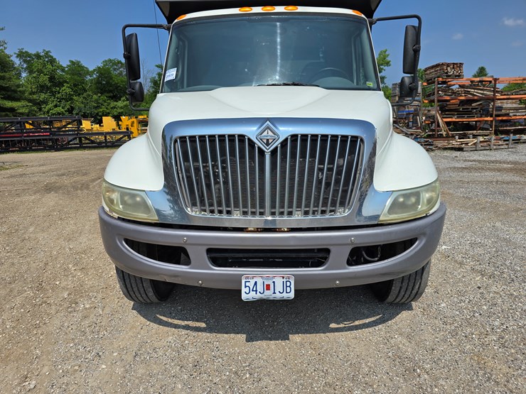 2007-international-durastar-4300-image-50