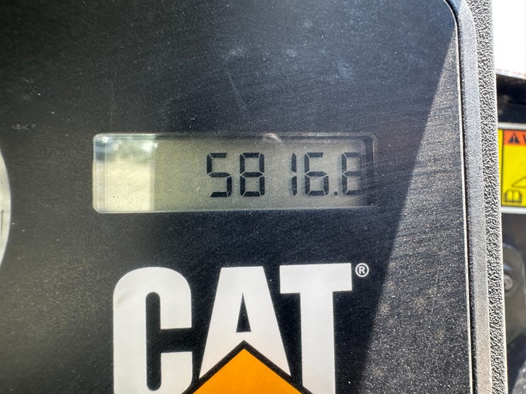 caterpillar-299c-image-59