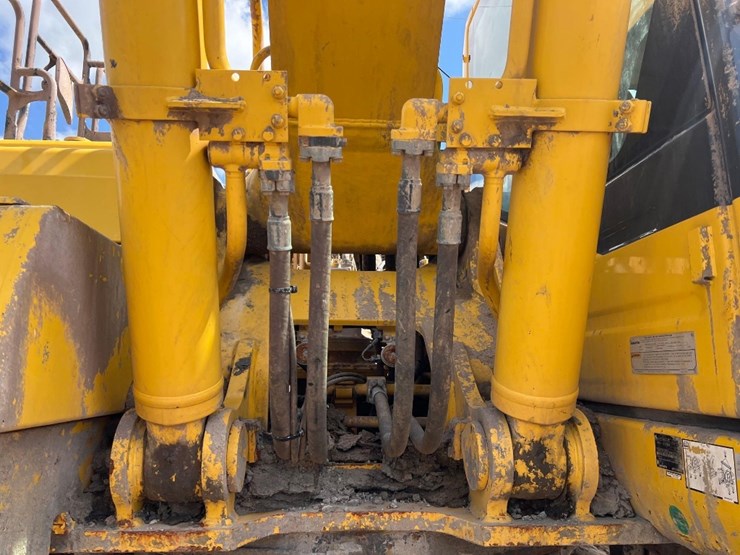 2020-komatsu-pc360-lc-11-image-28