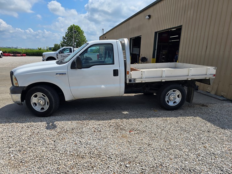 2005-ford-f350-image-7