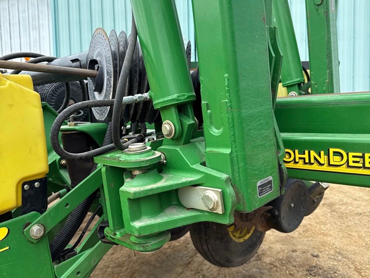 john-deere-1770nt-image-54