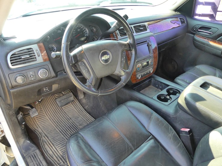 2007-chevrolet-3500-image-14