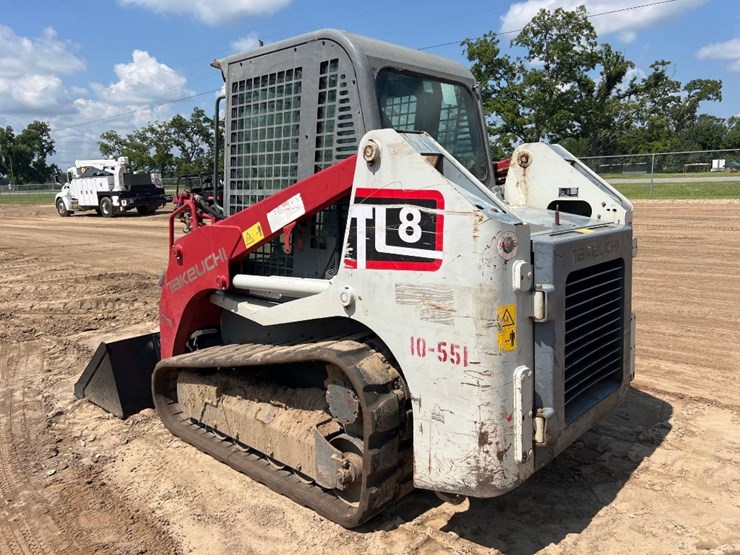 2019-takeuchi-tl8-image-2