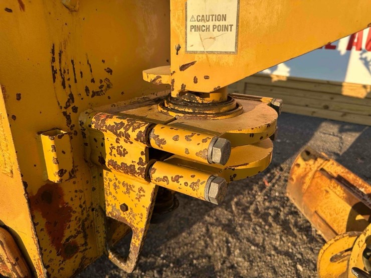 lee-g550-motor-grader-image-12