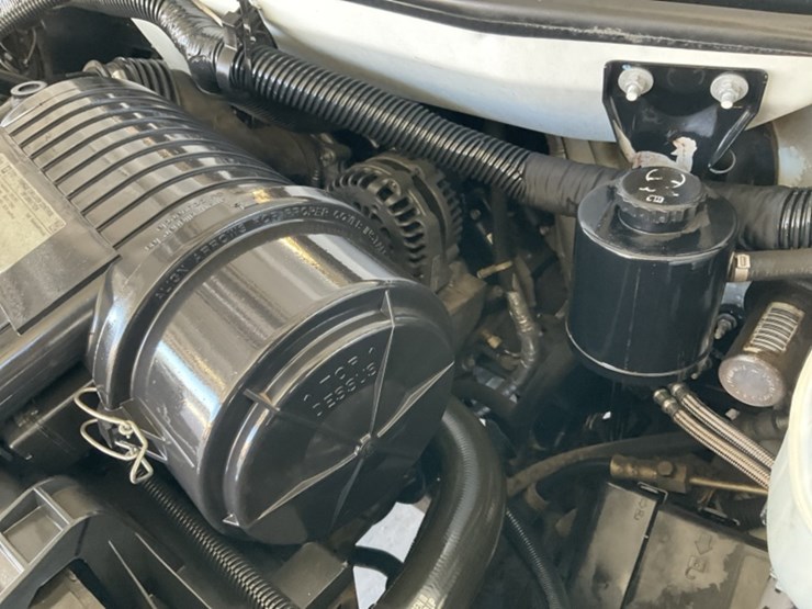 2013-chevrolet-express-2500-image-13