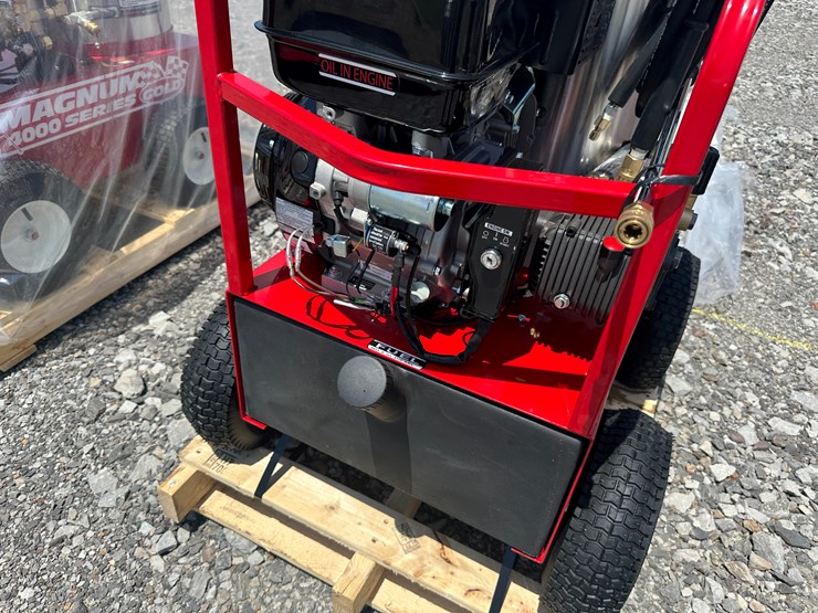 #3-•-unused-magnum-4000-series-hot-water-pressure-washer-252766-inv#:-24640-image-15