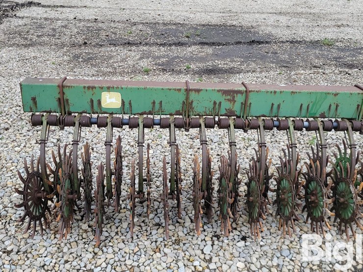 john-deere-400-image-15