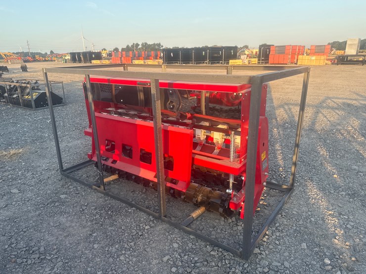 #2053-•-unused-cfg-stsd10-skid-steer-seeder-stsd1025052802dinv#:-25089-image-1