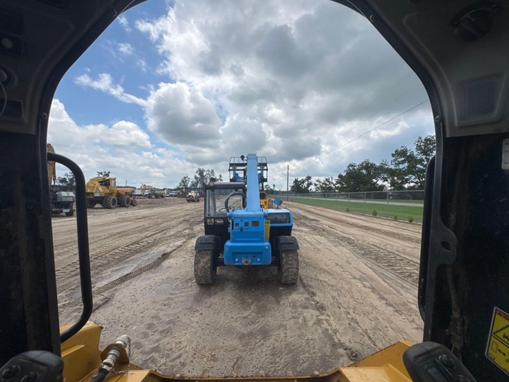 2014-caterpillar-279d-image-24