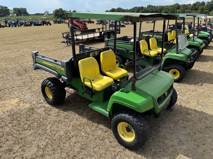 john-deere-gator-image-4