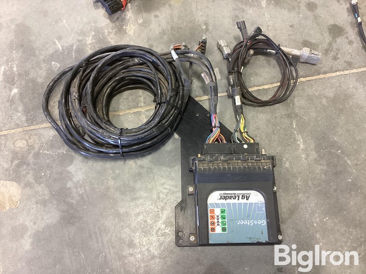 ag-leader-geosteer-receiver-&-ecu-image-9