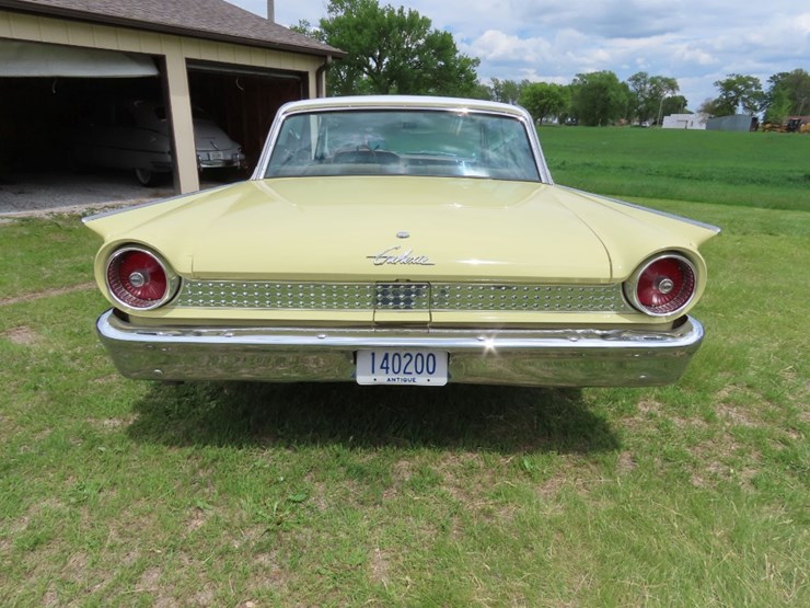 1961-ford-galaxie-2drt-ht-image-7