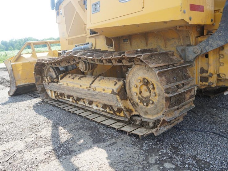 2017-deere-550k-image-40