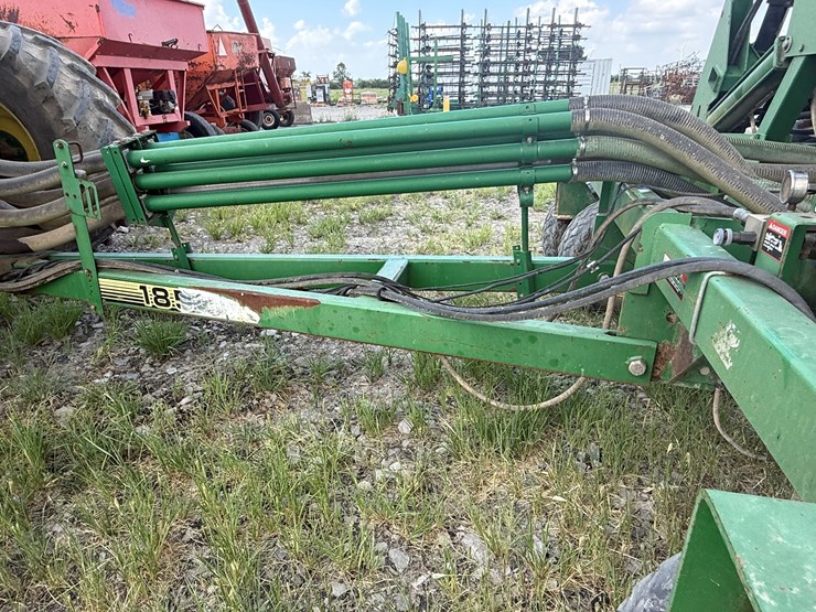 john-deere-1900-image-21