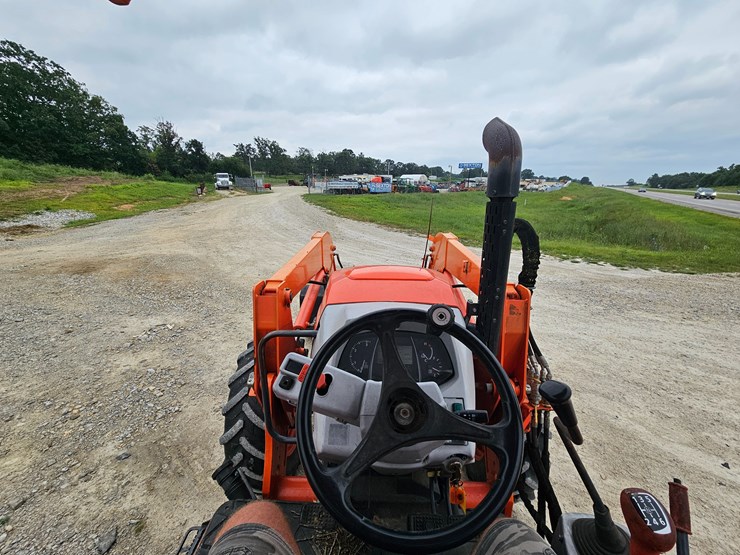 kubota-m5-111-image-57