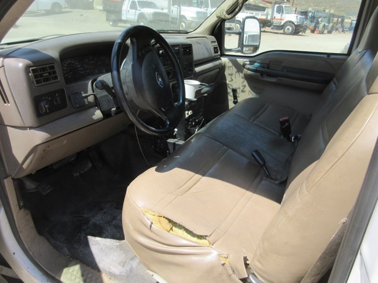 2002-ford-f550-sd-image-7
