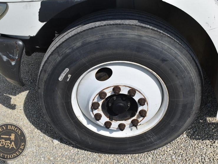 2006-international-durastar-4300-image-22