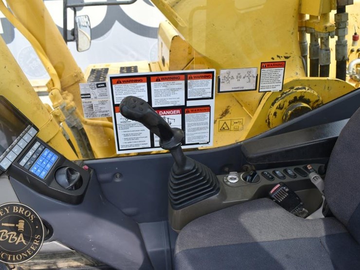 2015-komatsu-pc360-lc-11-image-76