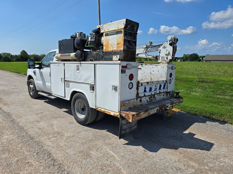 2008-ford-f350-image-18