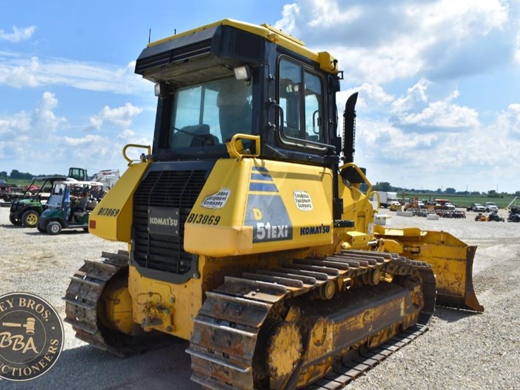 2014-komatsu-d51exi-22-image-17