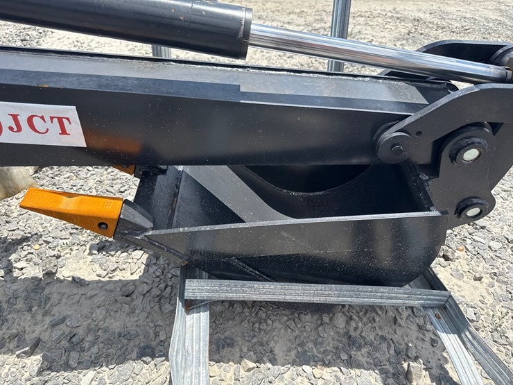 #2002-•-unused-jct-skid-steer-backhoe-arm-inv#:-31681-image-5