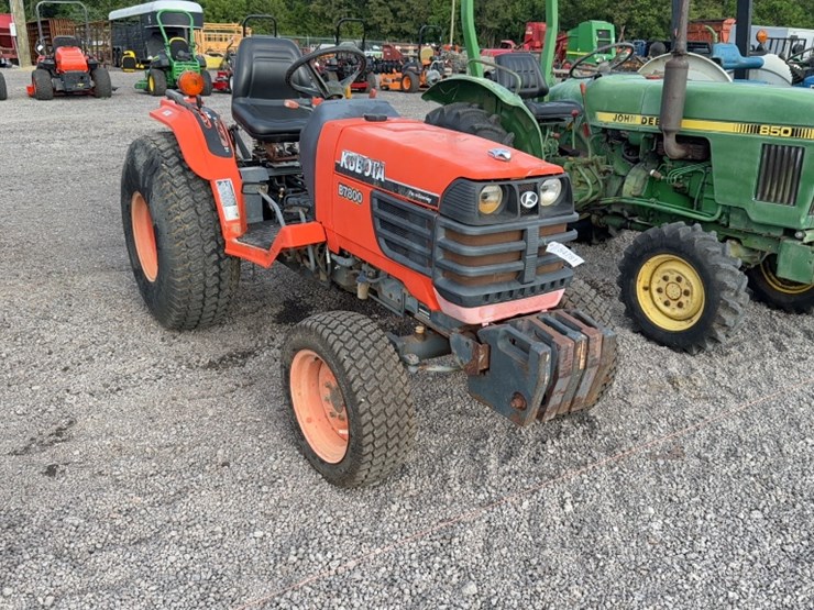 kubota-b7800-image-3