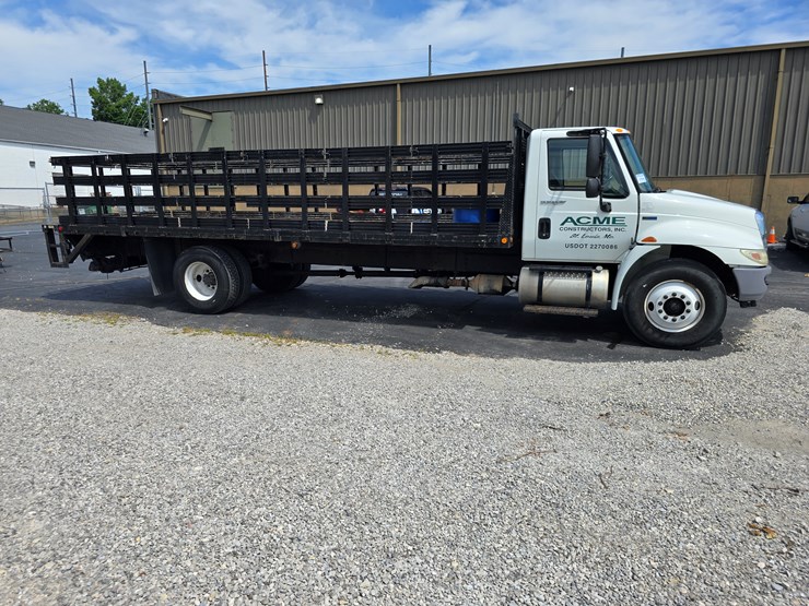 2012-international-durastar-4300-image-38