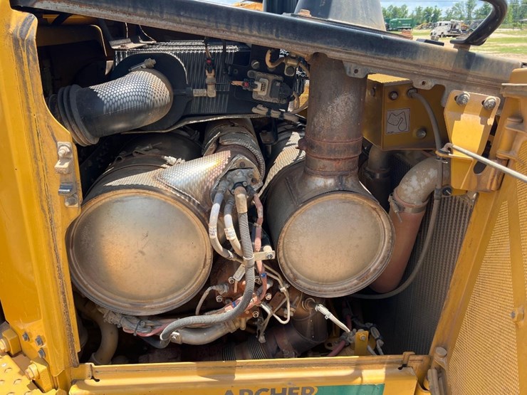 2019-caterpillar-d6-lgp-image-21