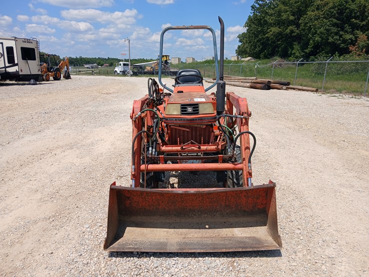 kubota-b1750-image-12