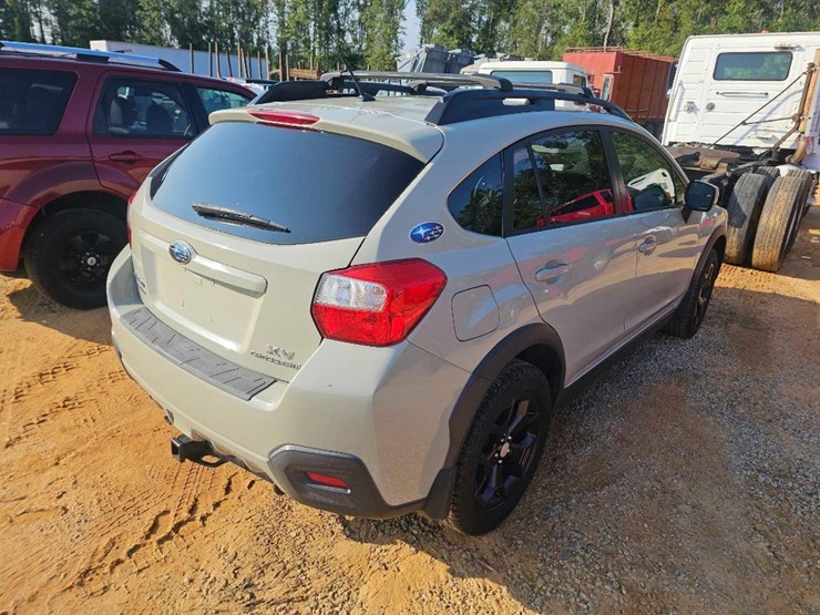 2014-subaru-crosstrek-image-4