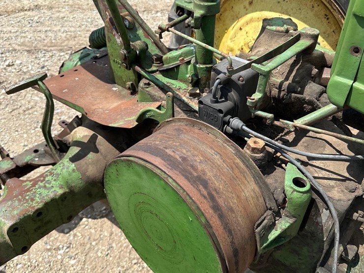 john-deere-a-image-11