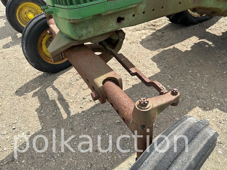 john-deere-630-image-4