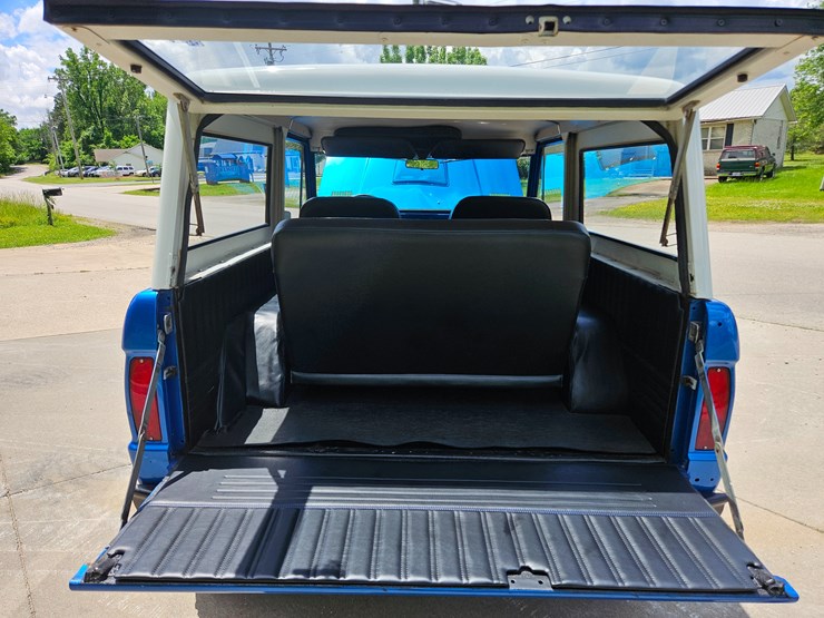 1974-ford-bronco-image-97