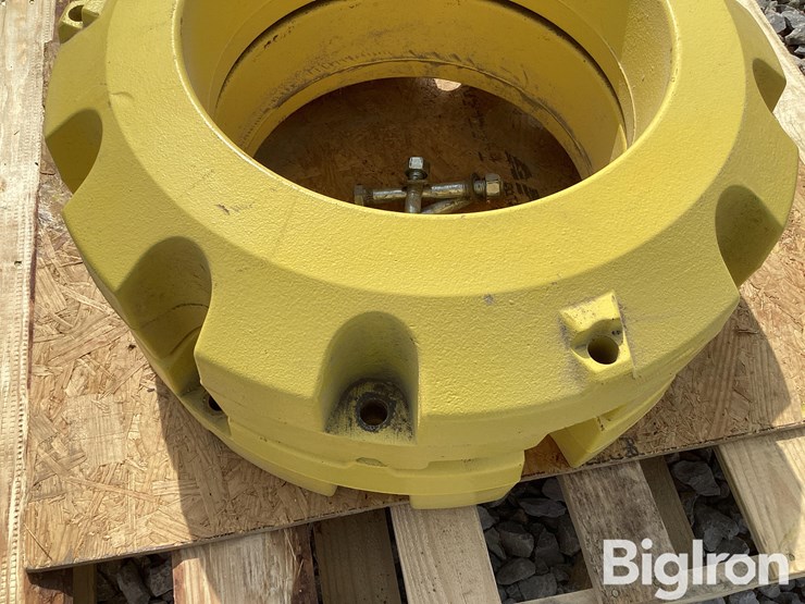 john-deere-r207782-205kg-rear-tractor-weights-image-10