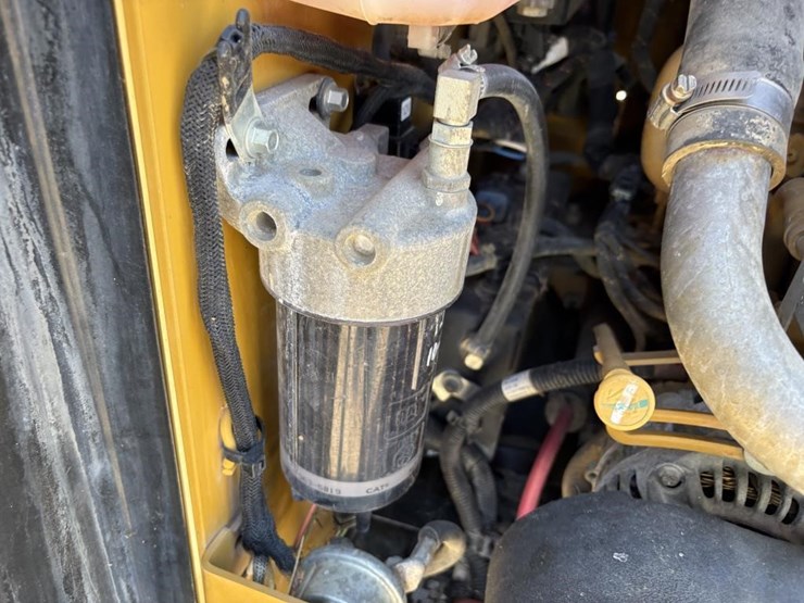 caterpillar-259d-image-32