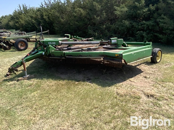 john-deere-1518-image-1